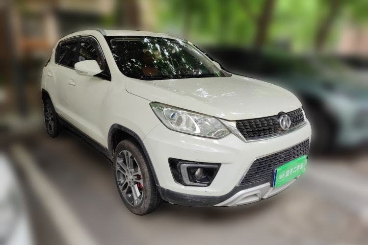 Used BAIC Senova X35 2016 1.5L Manual Luxury Edition Front Right 45 Deg