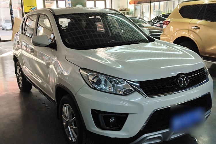 Used BAIC Senova X35 2016 1.5L Manual Elite Edition Front Right 45 Deg