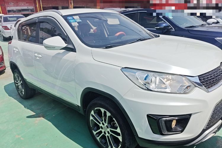 Used BAIC Senova X35 2016 1.5L Automatic Luxury Edition Front Right 45 Deg