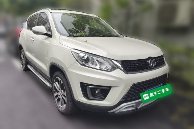 Used BAIC Senova X35 2016 1.5L Automatic Prestige Edition Front Right 45 Deg