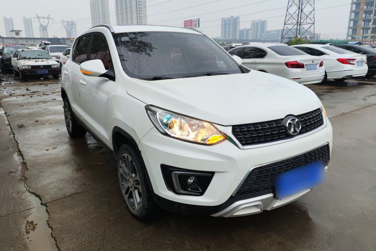 Used BAIC Senova X35 2016 1.5L Automatic Luxury Edition Front Right 45 Deg