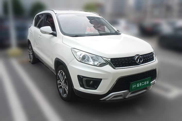 Used BAIC Senova X35 2016 1.5L Automatic Luxury Edition Front Right 45 Deg
