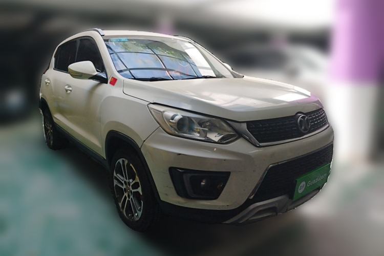 Used BAIC Senova X35 2016 1.5L Automatic Luxury Edition Front Right 45 Deg
