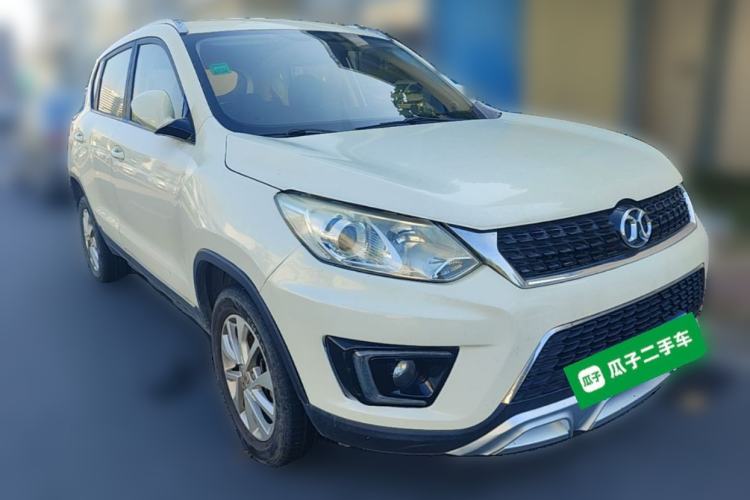 Used BAIC Senova X35 2016 1.5L Manual Elite Edition Front Right 45 Deg