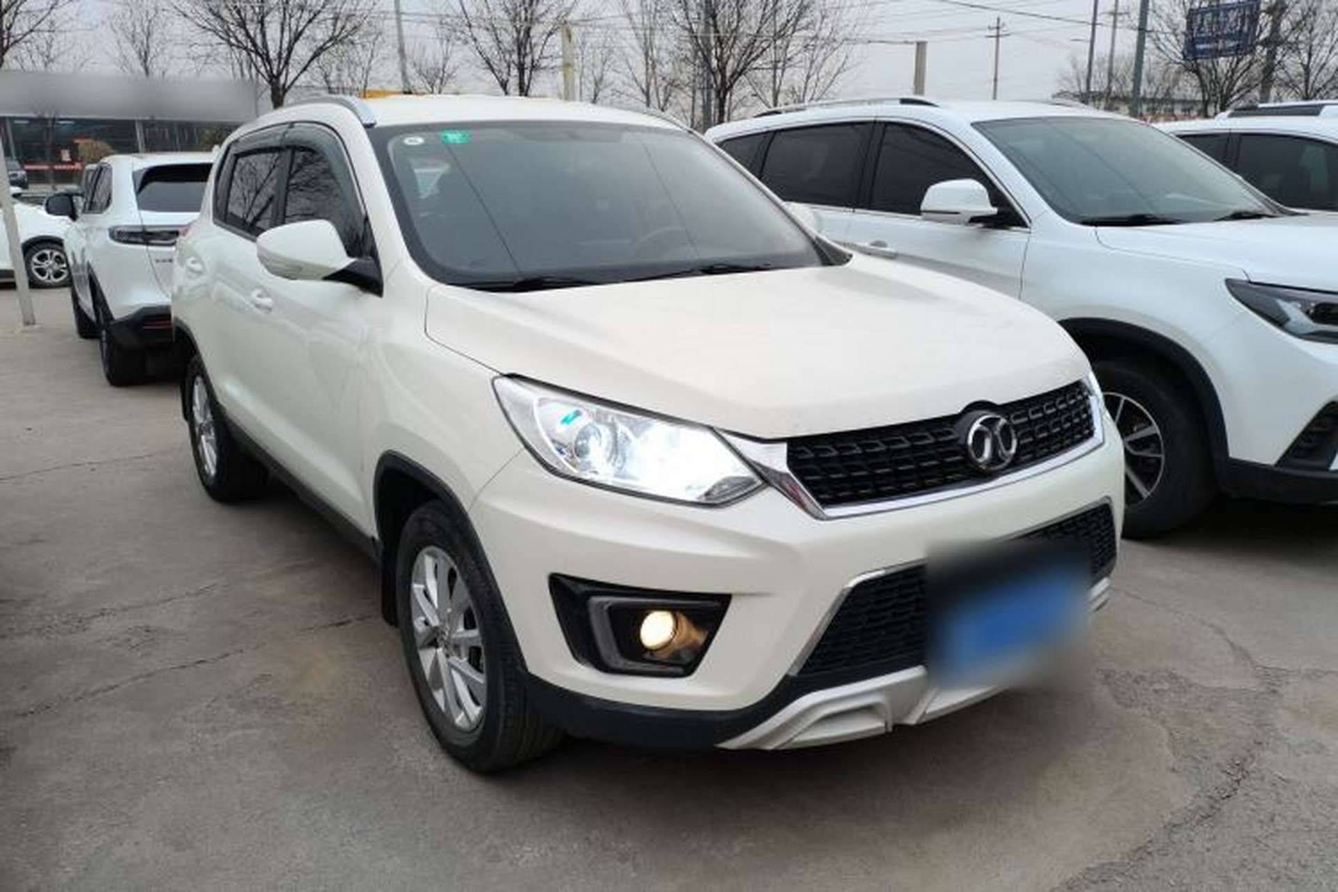 Used BAIC Senova X35 2016 1.5L Manual Elite Edition Front Right 45 Deg
