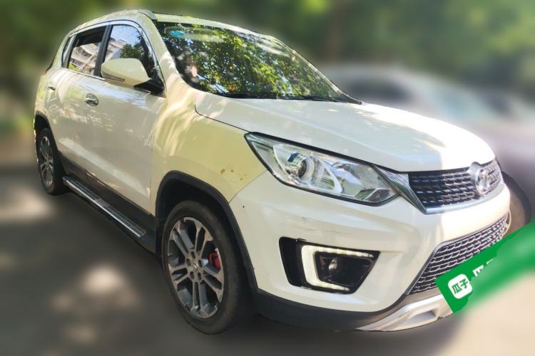 Used BAIC Senova X35 2016 1.5L Automatic Luxury Edition Front Right 45 Deg