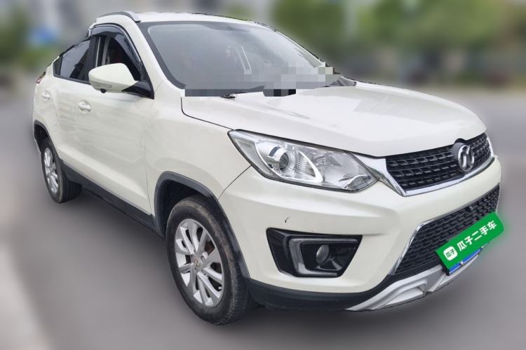 Used BAIC Senova X35 2016 1.5L Automatic Elite Edition Front Right 45 Deg