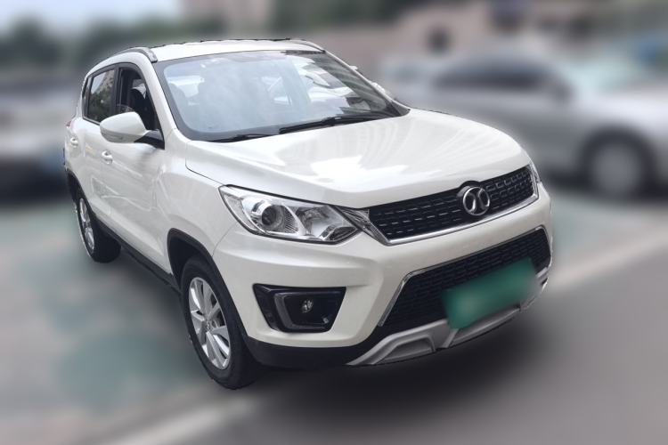 Used BAIC Senova X35 2016 1.5L Manual Elite Edition Front Right 45 Deg