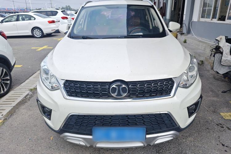 Used BAIC Senova X35 2016 1.5L Manual Luxury Edition Front