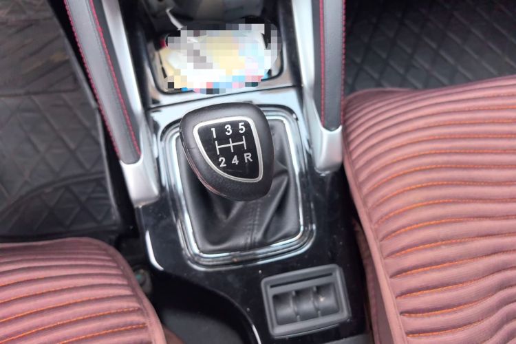 Used BAIC Senova X35 2016 1.5L Manual Elite Edition Gear Lever