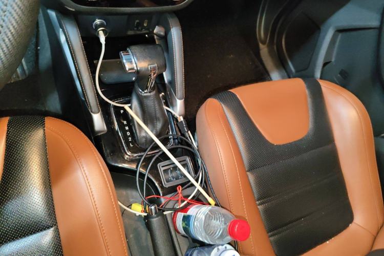 Used BAIC Senova X35 2016 1.5L Automatic Luxury Edition Gear Lever
