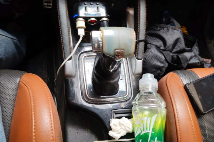 Used BAIC Senova X35 2016 1.5L Automatic Luxury Edition Gear Lever