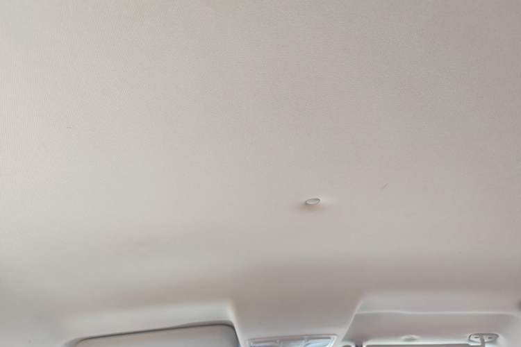 Used BAIC Senova X35 2016 1.5L Manual Elite Edition Headliner