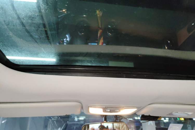 Used BAIC Senova X35 2016 1.5L Automatic Luxury Edition Headliner