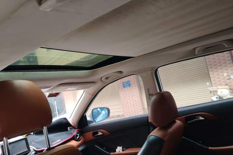 Used BAIC Senova X35 2016 1.5L Automatic Luxury Edition Headliner