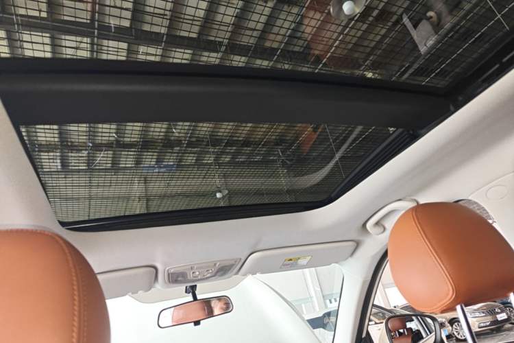 Used BAIC Senova X35 2016 1.5L Manual Luxury Edition Headliner