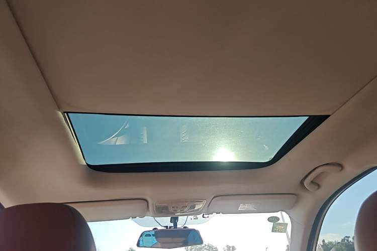 Used BAIC Senova X35 2016 1.5L Automatic Luxury Edition Headliner