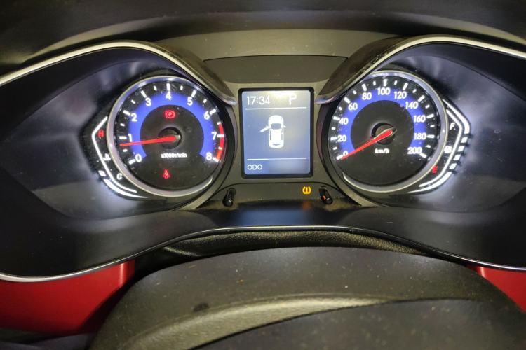 Used BAIC Senova X35 2016 1.5L Automatic Elite Edition Instrument Cluster