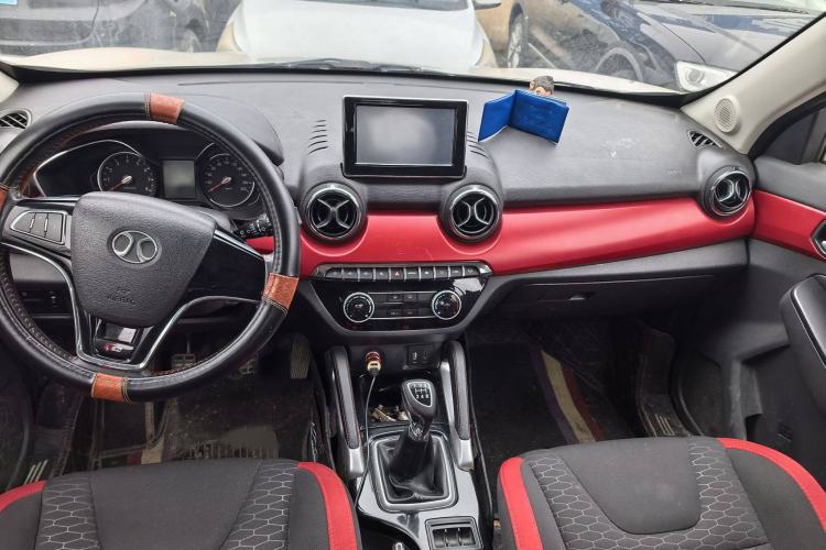 Used BAIC Senova X35 2016 1.5L Manual Elite Edition Interior 1
