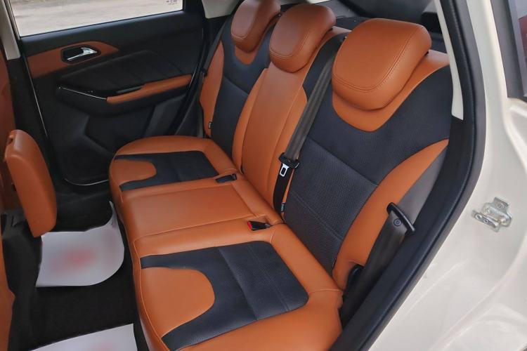 Used BAIC Senova X35 2016 1.5L Manual Luxury Edition Interior 1