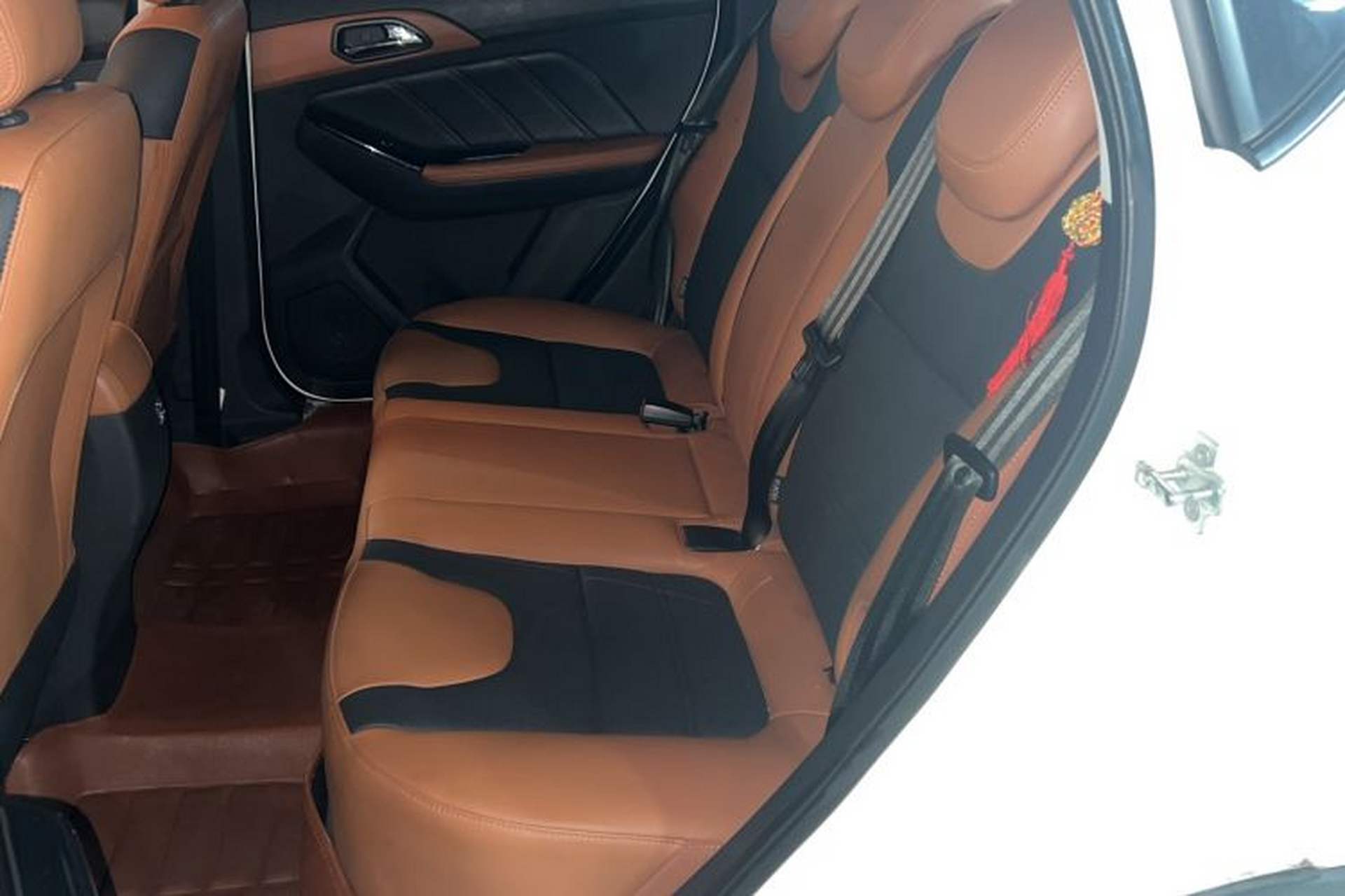 Used BAIC Senova X35 2016 1.5L Manual Luxury Edition Interior 1
