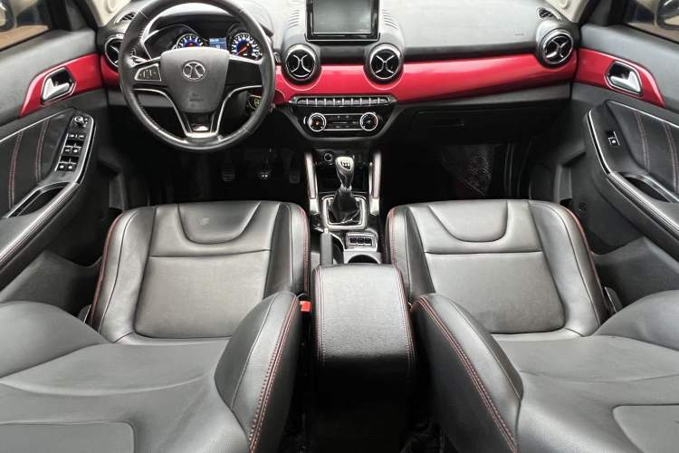 Used BAIC Senova X35 2016 1.5L Manual Elite Edition Interior 1