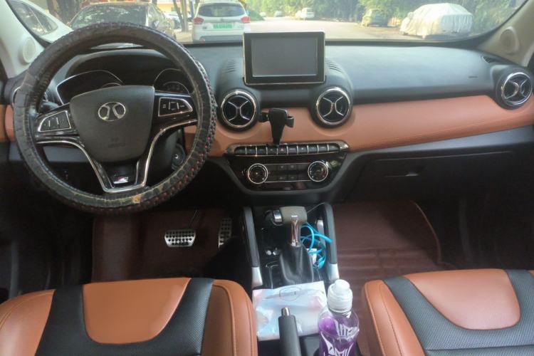 Used BAIC Senova X35 2016 1.5L Automatic Luxury Edition Interior 2