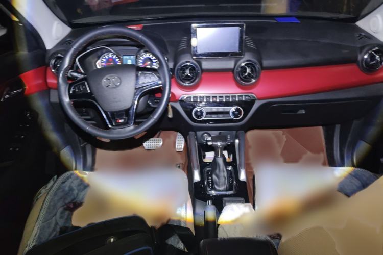Used BAIC Senova X35 2016 1.5L Automatic Elite Edition Interior 2