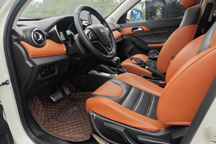 Used BAIC Senova X35 2016 1.5L Automatic Luxury Edition Interior 3