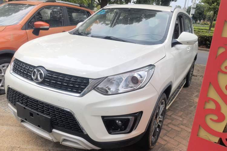 Used BAIC Senova X35 2016 1.5L Automatic Luxury Edition Guazi used car, China used car export, Used car for sale, Used cars, Cheapest cars for sale
