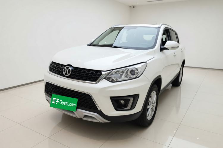 Ojetý BAIC Senova X35 2016 1.5L Manual Elite Edition Guazi used car, China used car export, Used car for sale, Used  cars, Cheapest cars for sale