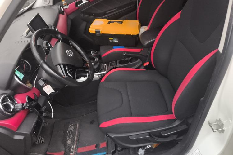 Used BAIC Senova X35 2016 1.5L Manual Elite Edition Left Front Seat