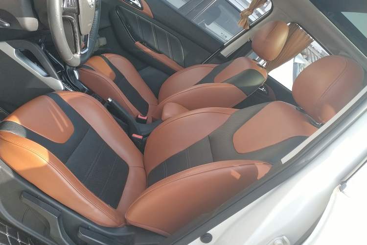 Used BAIC Senova X35 2016 1.5L Automatic Luxury Edition Left Front Seat