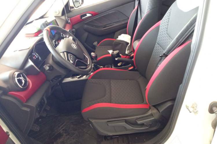 Used BAIC Senova X35 2016 1.5L Manual Elite Edition Left Front Seat