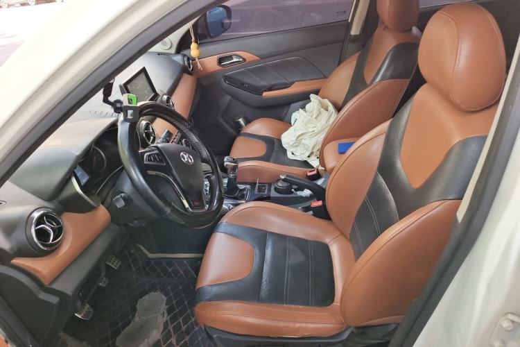 Used BAIC Senova X35 2016 1.5L Manual Luxury Edition Left Front Seat