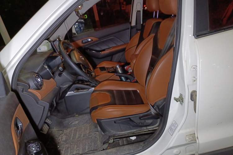 Used BAIC Senova X35 2016 1.5L Automatic Luxury Edition Left Front Seat