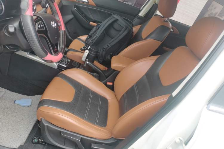 Used BAIC Senova X35 2016 1.5L Automatic Luxury Edition Left Front Seat