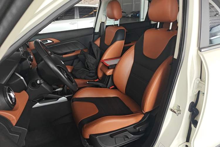 Used BAIC Senova X35 2016 1.5L Manual Luxury Edition Left Front Seat