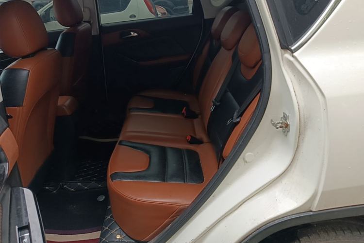 Used BAIC Senova X35 2016 1.5L Manual Luxury Edition Left Rear Seat
