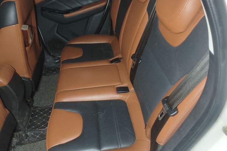 Used BAIC Senova X35 2016 1.5L Manual Luxury Edition Left Rear Seat