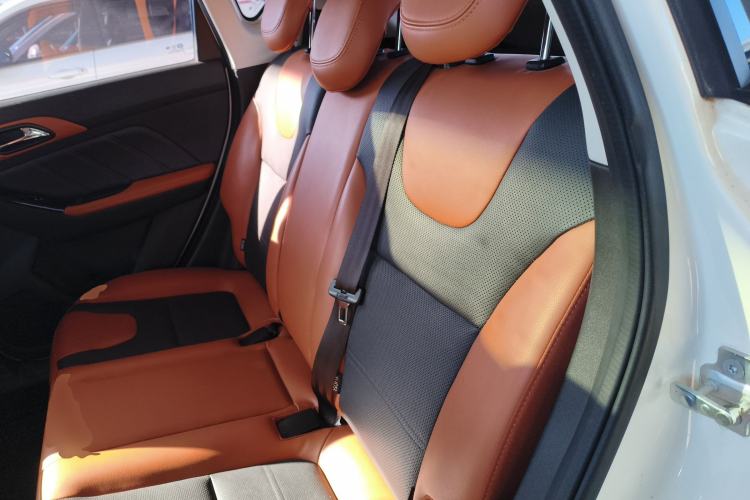 Used BAIC Senova X35 2016 1.5L Automatic Luxury Edition Left Rear Seat