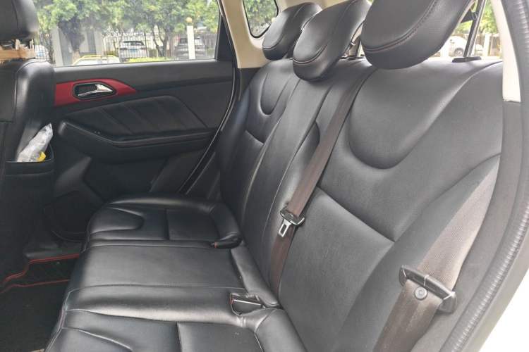 Used BAIC Senova X35 2016 1.5L Automatic Elite Edition Left Rear Seat