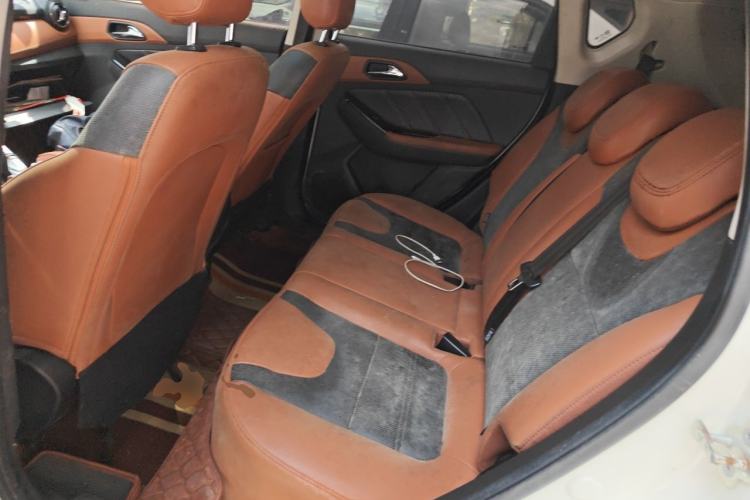 Used BAIC Senova X35 2016 1.5L Manual Elite Edition Left Rear Seat