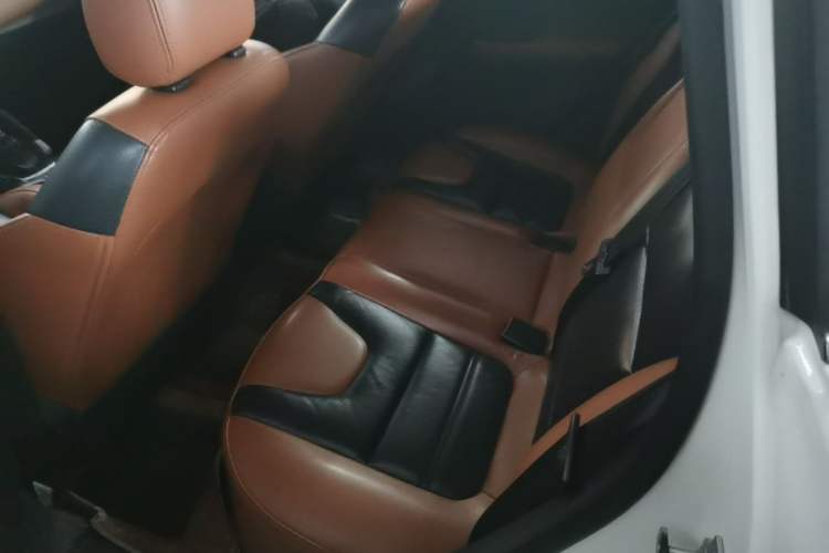 Used BAIC Senova X35 2016 1.5L Automatic Luxury Edition Left Rear Seat