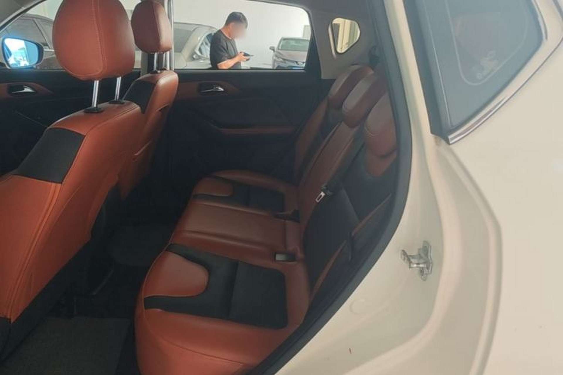Used BAIC Senova X35 2016 1.5L Manual Luxury Edition Left Rear Seat