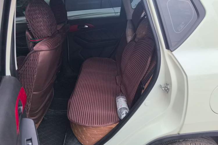 Used BAIC Senova X35 2016 1.5L Manual Elite Edition Left Rear Seat