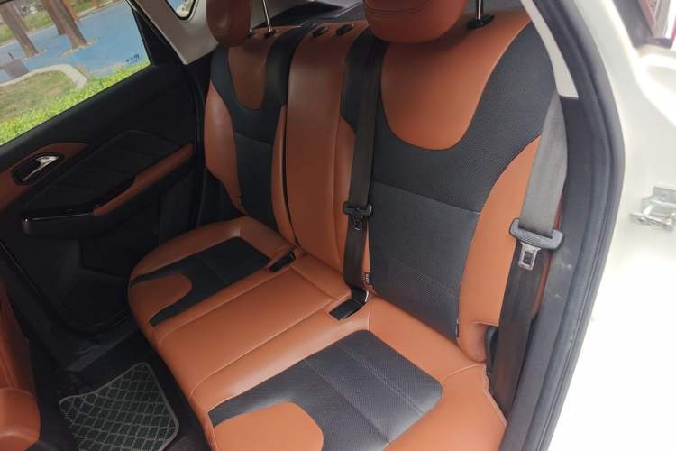 Used BAIC Senova X35 2016 1.5L Manual Luxury Edition Left Rear Seat