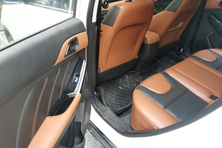 Used BAIC Senova X35 2016 1.5L Automatic Prestige Edition Left Rear Seat