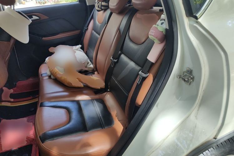 Used BAIC Senova X35 2016 1.5L Automatic Luxury Edition Left Rear Seat