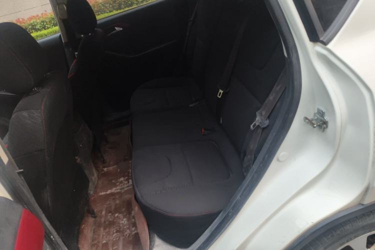 Used BAIC Senova X35 2016 1.5L Manual Elite Edition Left Rear Seat